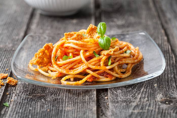 espaguetis con tomates