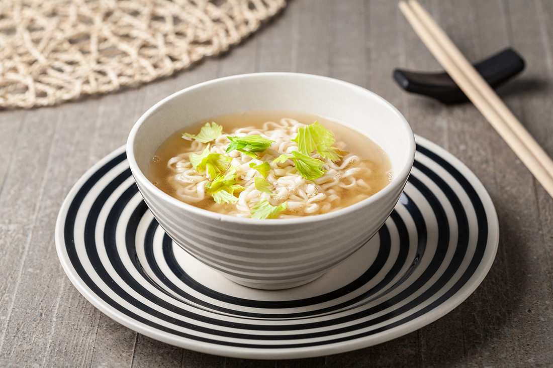 receta de noodles con sopa de miso