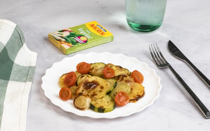 Verduras al horno con patatas con producto