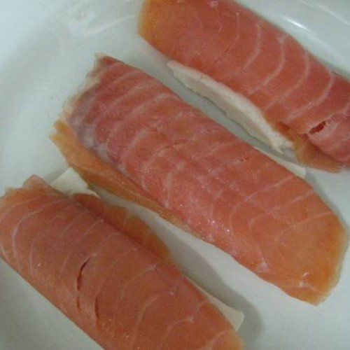 salmón ahumado con queso fresco