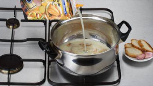Primer paso sopa de cebolla