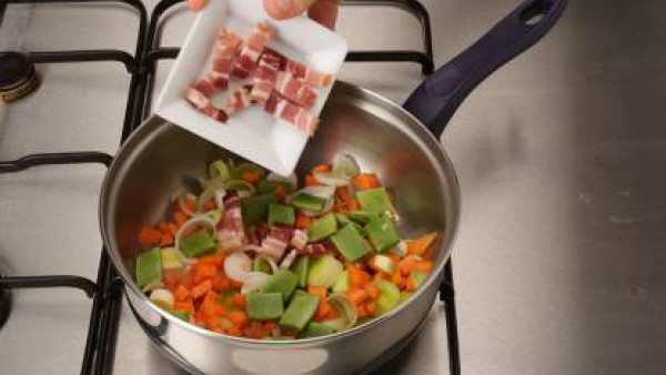 Primer paso sopa de verduras con pasta