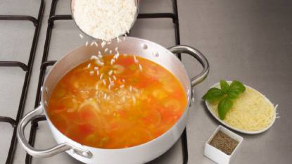 Segundo paso sopa de tomate y arroz