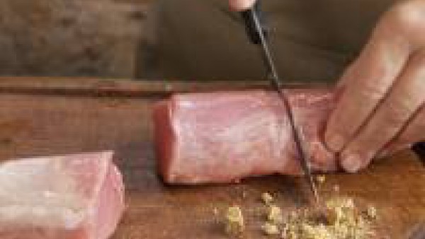 Cómo hacer Solomillos de cerdo con cola -paso 1