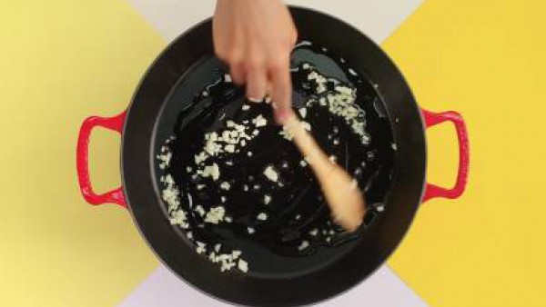 Cómo preparar Paella de marisco– paso 1