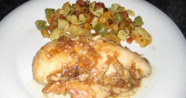 pechugas de pollo con cebolla caramelizada