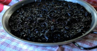 Paella de arroz venere