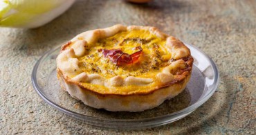 Mini quiche de escarola y bacon