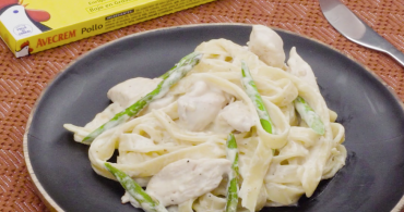 bodegon con avecrem tallarines con pollo