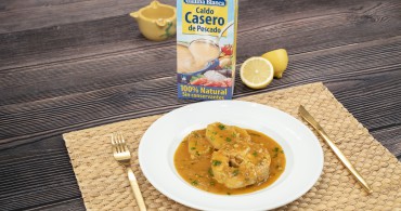 Merluza a la marinera con patatas con producto