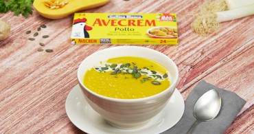 Emplatado con producto crema de calabaza con jengibre