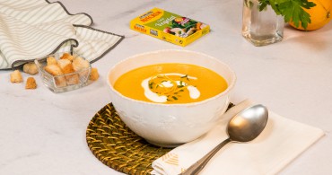 Emplatado con producto crema de calabaza y boniato