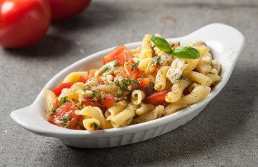 Ensalada de pasta caprese