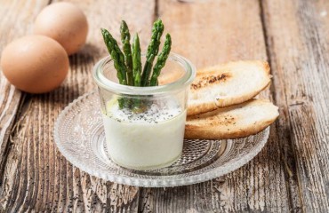 Huevos y espárragos
