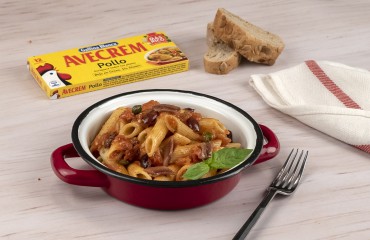 Bodegón macarrones putanesca con producto