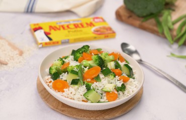 Arroz hervido con verduras con producto