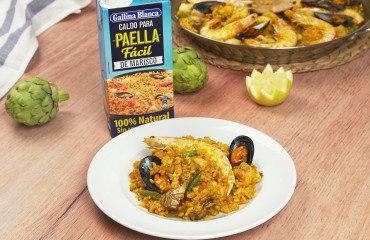 Emplatado-con-producto-arroz-facil-con-pescado-y-marisco